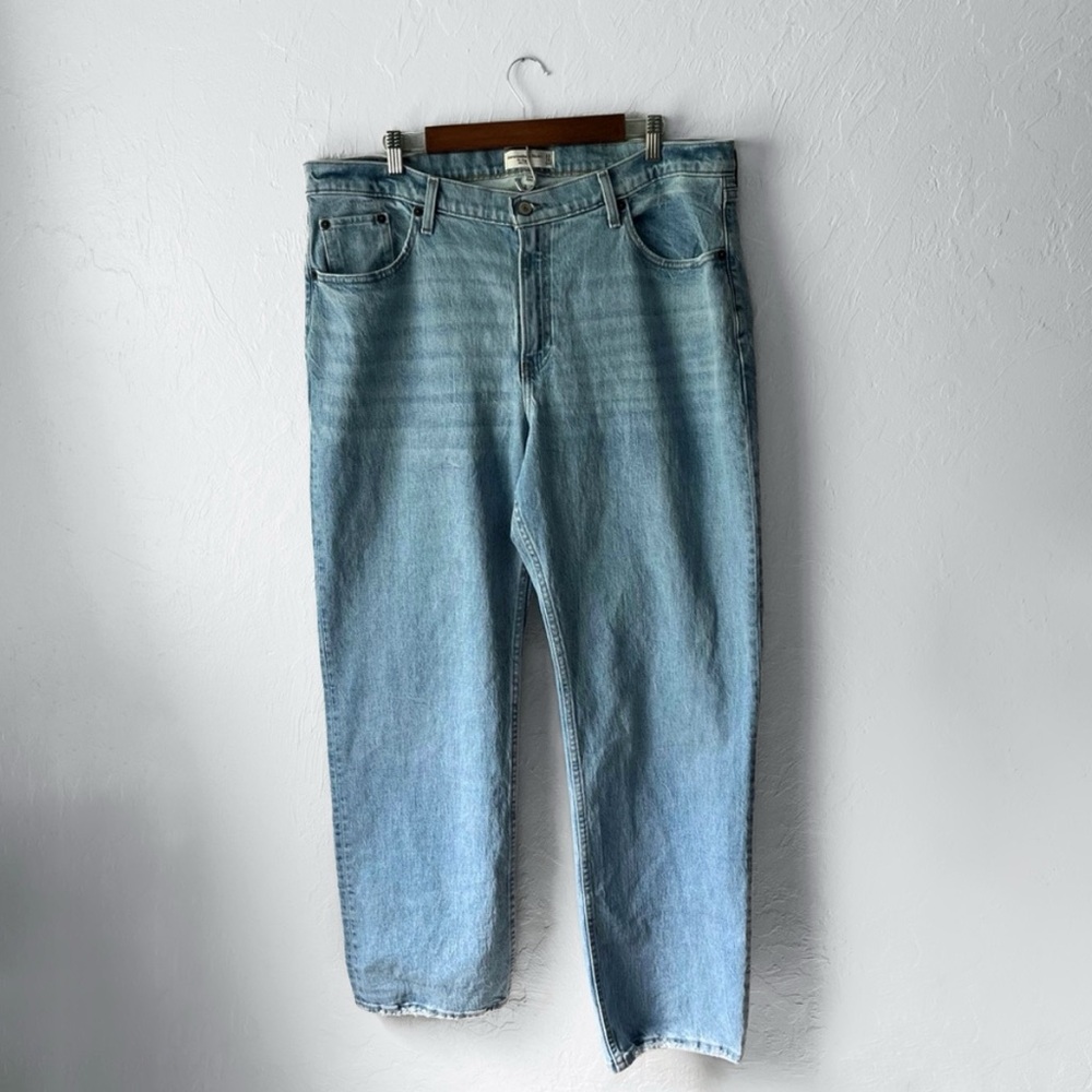 Abercrombie & Fitch Blue Denim Curve Love The Baggy Mid Rise 33|16L